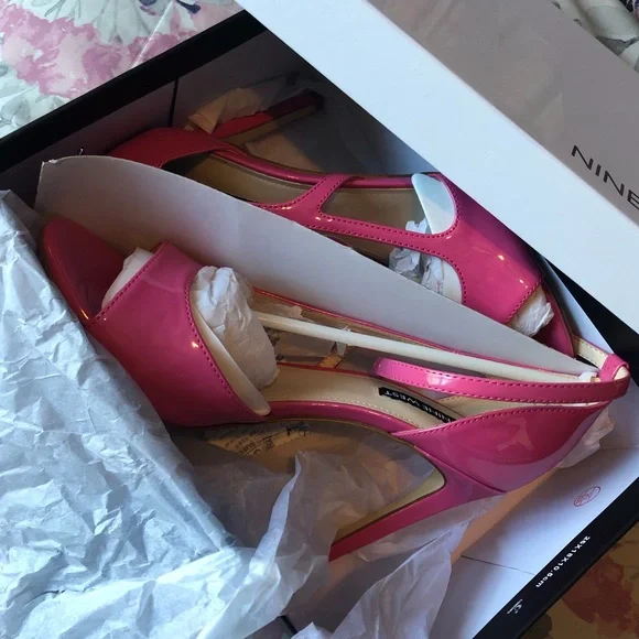 Nine West Ankle Wrap Pink Heel W/ Matching Purse - Picture 8 of 9